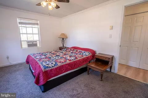Bedroom - 44 Orchard Dr, Ranson, WV 25438 photo 2 of 4