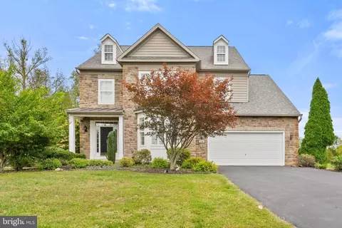 172 Declaration Dr, Charles Town, WV 25414