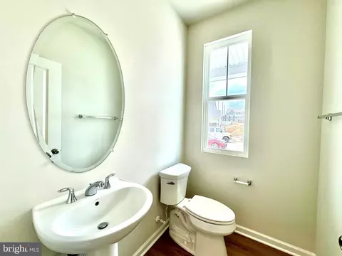 59 Eisenhower Ave, Ranson, WV 25438 photo 8