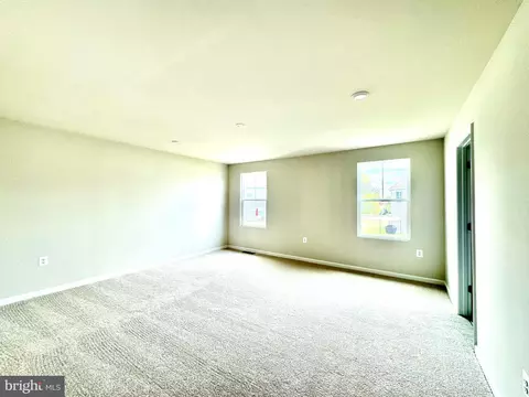 59 Eisenhower Ave, Ranson, WV 25438 photo 12