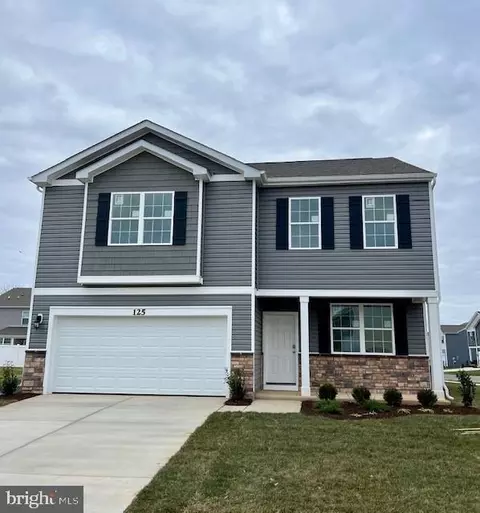 125 Ashcroft Dr, Charles Town, WV 25414