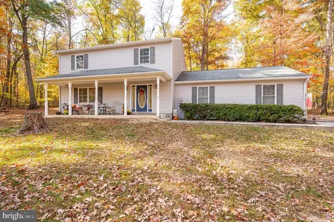 49 Red Cardinal Ct, Harpers Ferry, WV 25425