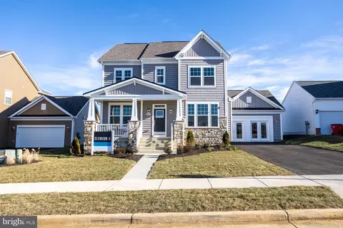 238 Newbury St, Charles Town, WV 25414