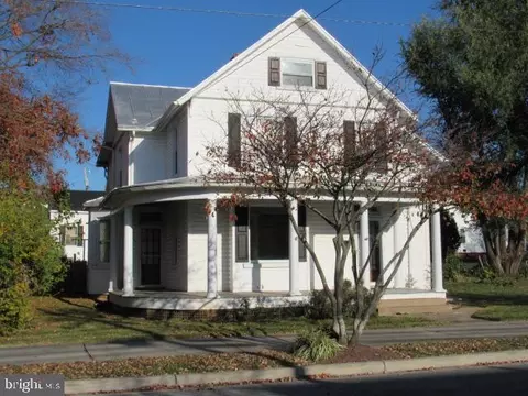 405 S Mildred St, Ranson, WV 25438 photo 3