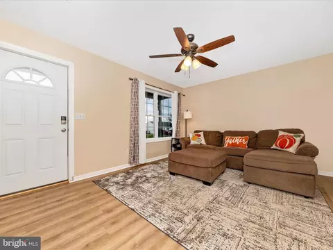 119 Robelei Dr, Ranson, WV 25438 photo 3