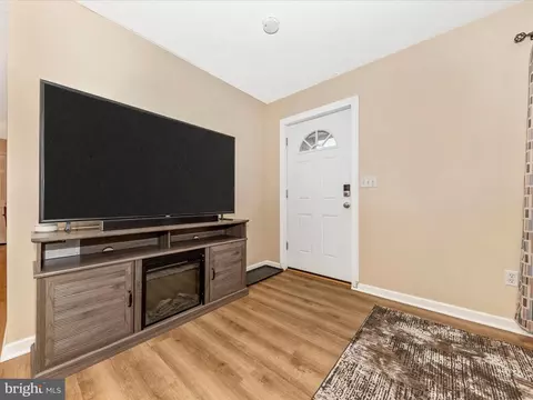 119 Robelei Dr, Ranson, WV 25438 photo 4