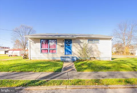 227 E 2nd Ave, Ranson, WV 25438 photo 6