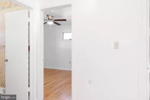 227 E 2nd Ave, Ranson, WV 25438 photo 17