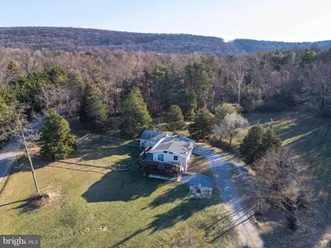 23 Sprouse Ln, Harpers Ferry, WV 25425