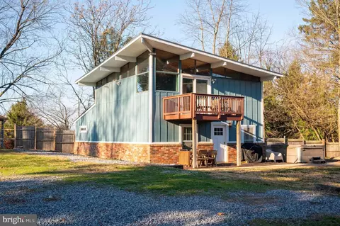59 Beverly Pl, Harpers Ferry, WV 25425