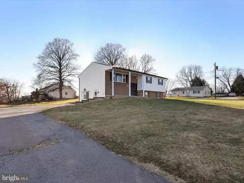 311 Ambrose Dr, Ranson, WV 25438 photo 5