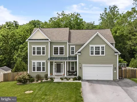 417 Chickamauga Dr, Harpers Ferry, WV 25425