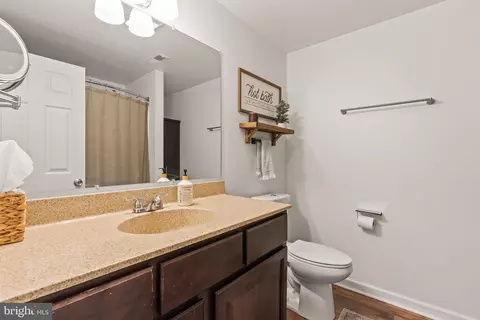 Bath - 115 E 7th Ave, Ranson, WV 25438 photo 1 of 1