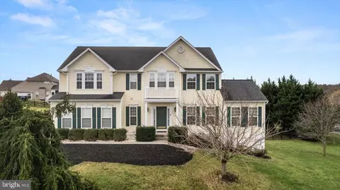 16 Spruce Hill Way, Charles Town, WV 25414