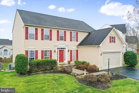 262 Maddex Farm Dr, Shepherdstown, WV 25443