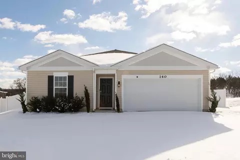 140 Gumspring Dr, Charles Town, WV 25414