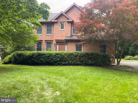 75 Juniper Cir, Shepherdstown, WV 25443 photo 2