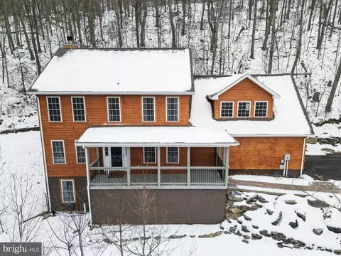 61 Crest Ln, Harpers Ferry, WV 25425