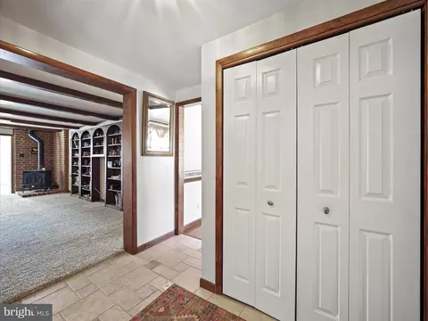 45 Willis Dr, Shepherdstown, WV 25443 photo 5
