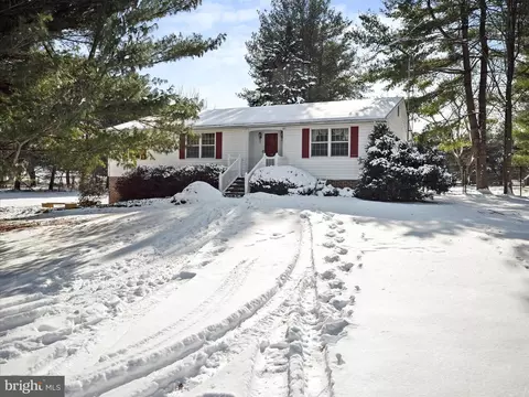 45 Willis Dr, Shepherdstown, WV 25443 photo 2