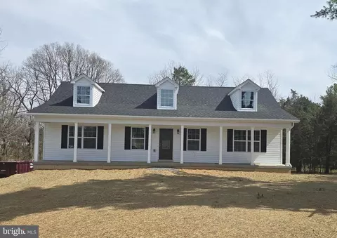 24 Black Walnut Ct, Kearneysville, WV 25430