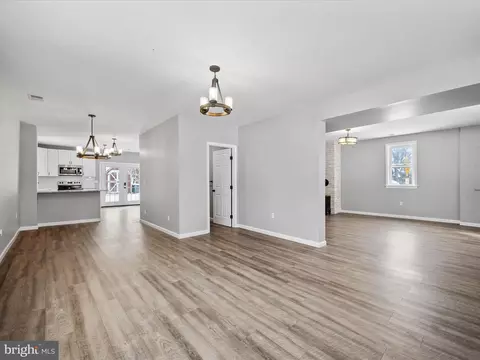 Entry Way - 2874 Summit Point Rd, Summit Point, WV 25446 photo 1 of 9