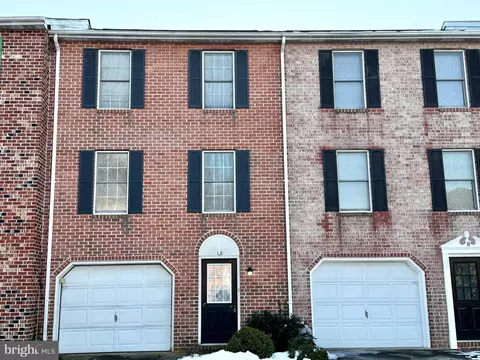 12 Rutherford Pl, Harpers Ferry, WV 25425