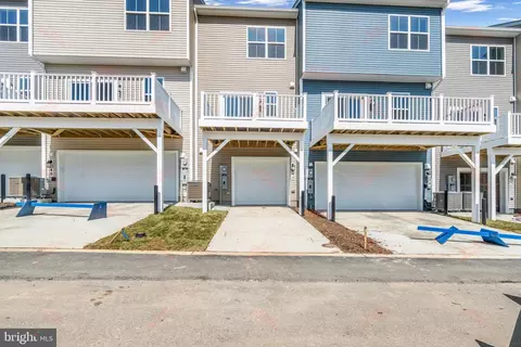 1324 Cedar Vly Rd, Ranson, WV 25438