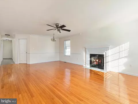87 Peter Rabbit Dr, Ranson, WV 25438 photo 5