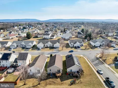 87 Peter Rabbit Dr, Ranson, WV 25438 photo 36