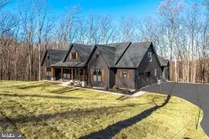 253 Mission Ridge Dr, Harpers Ferry, WV 25425