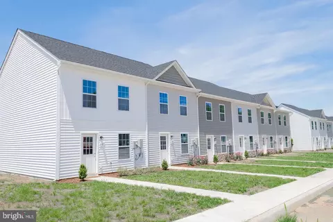 147 Night Star, Kearneysville, WV 25430