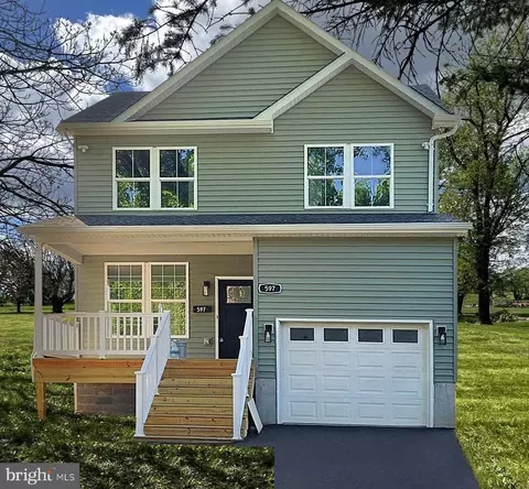 1 S George St, Charles Town, WV 25414