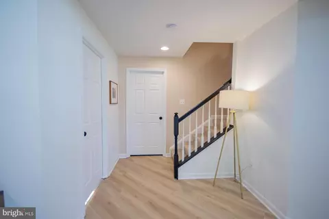 Entry Way - 27 Baltic Ln, Ranson, WV 25438 photo 14 of 15