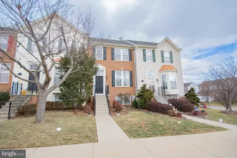 Exterior - 27 Baltic Ln, Ranson, WV 25438 photo 11 of 12