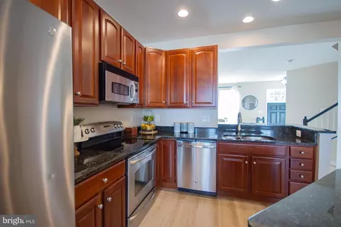 Kitchen - 27 Baltic Ln, Ranson, WV 25438 photo 3 of 3