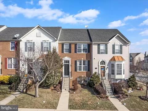 Exterior - 27 Baltic Ln, Ranson, WV 25438 photo 7 of 12