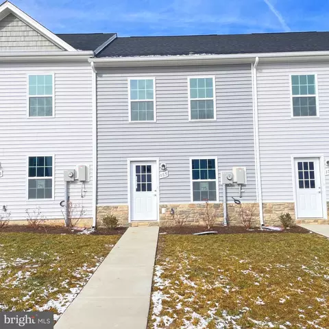 155 Night Star Ter, Kearneysville, WV 25430