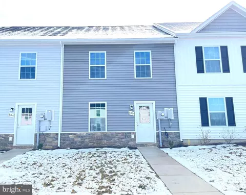 130 Night Star Ter, Kearneysville, WV 25430