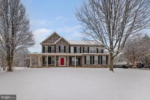 436 Keith Dr, Summit Point, WV 25446