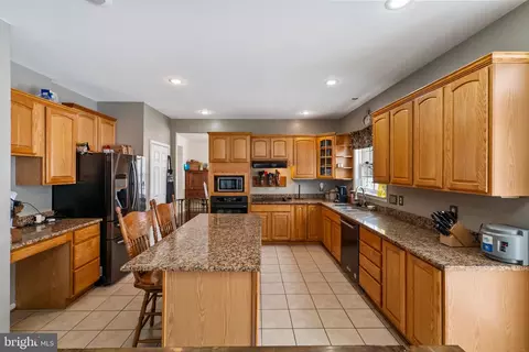 Kitchen - 436 Keith Dr, Summit Point, WV 25446 photo 3 of 5