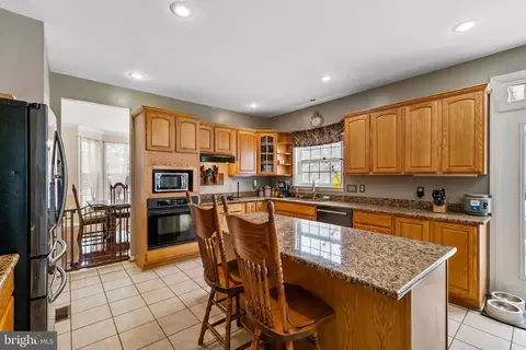 Kitchen - 436 Keith Dr, Summit Point, WV 25446 photo 4 of 5