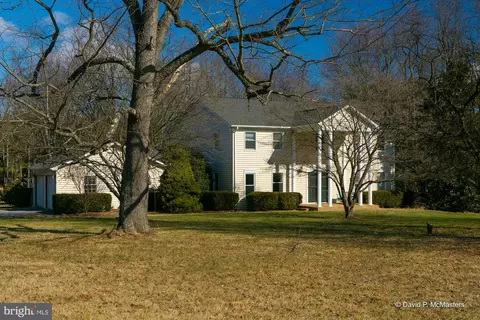 180 Pittsburg Lndg, Charles Town, WV 25414
