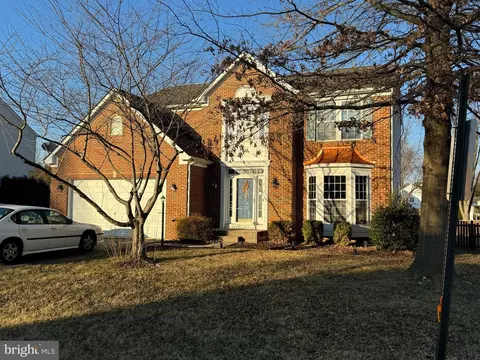 100 Kimberwicke Dr N, Charles Town, WV 25414