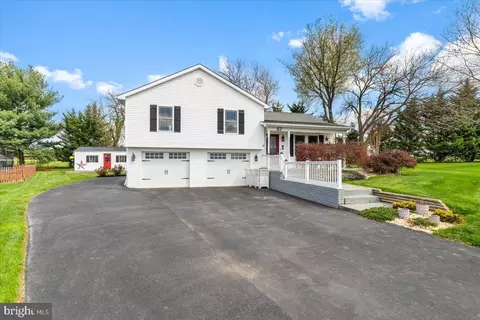 Exterior - 57 Bugs Ct, Ranson, WV 25438 photo 3 of 9
