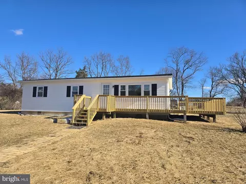 304 Big Spring Dr, Kearneysville, WV 25430