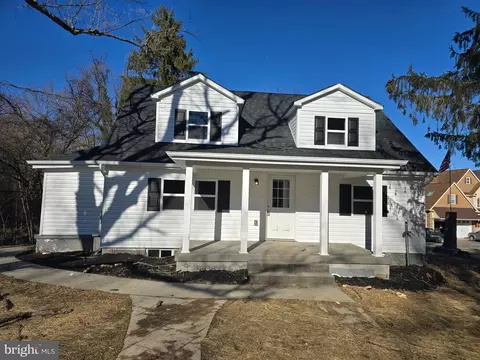 183 Engle Rd, Harpers Ferry, WV 25425