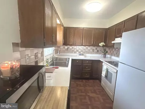 Kitchen - 814 Reymann St N, Ranson, WV 25438 photo 1 of 4
