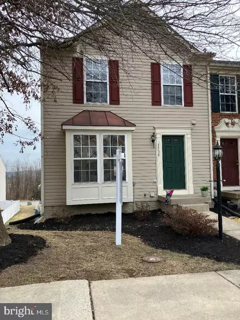 1336 Steed St, Ranson, WV 25438