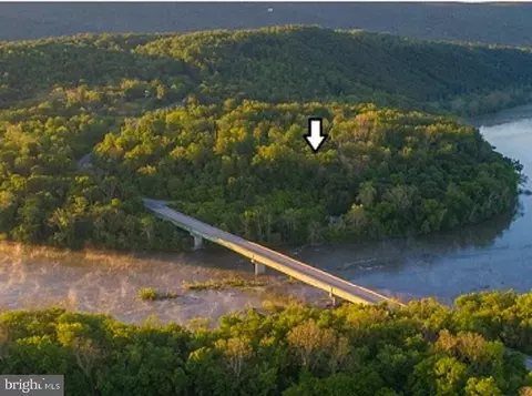 Charles Town Rd & Wilt Rd, Charles Town, WV 25414